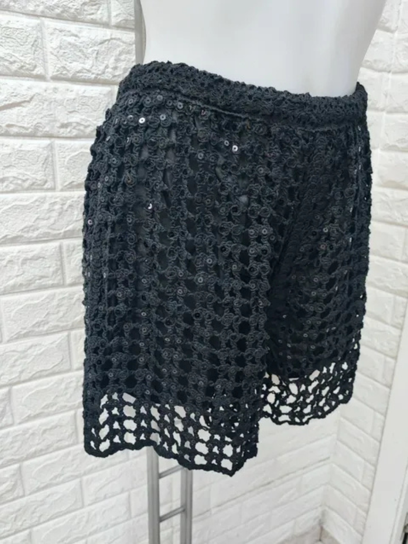 SHORT NEXY