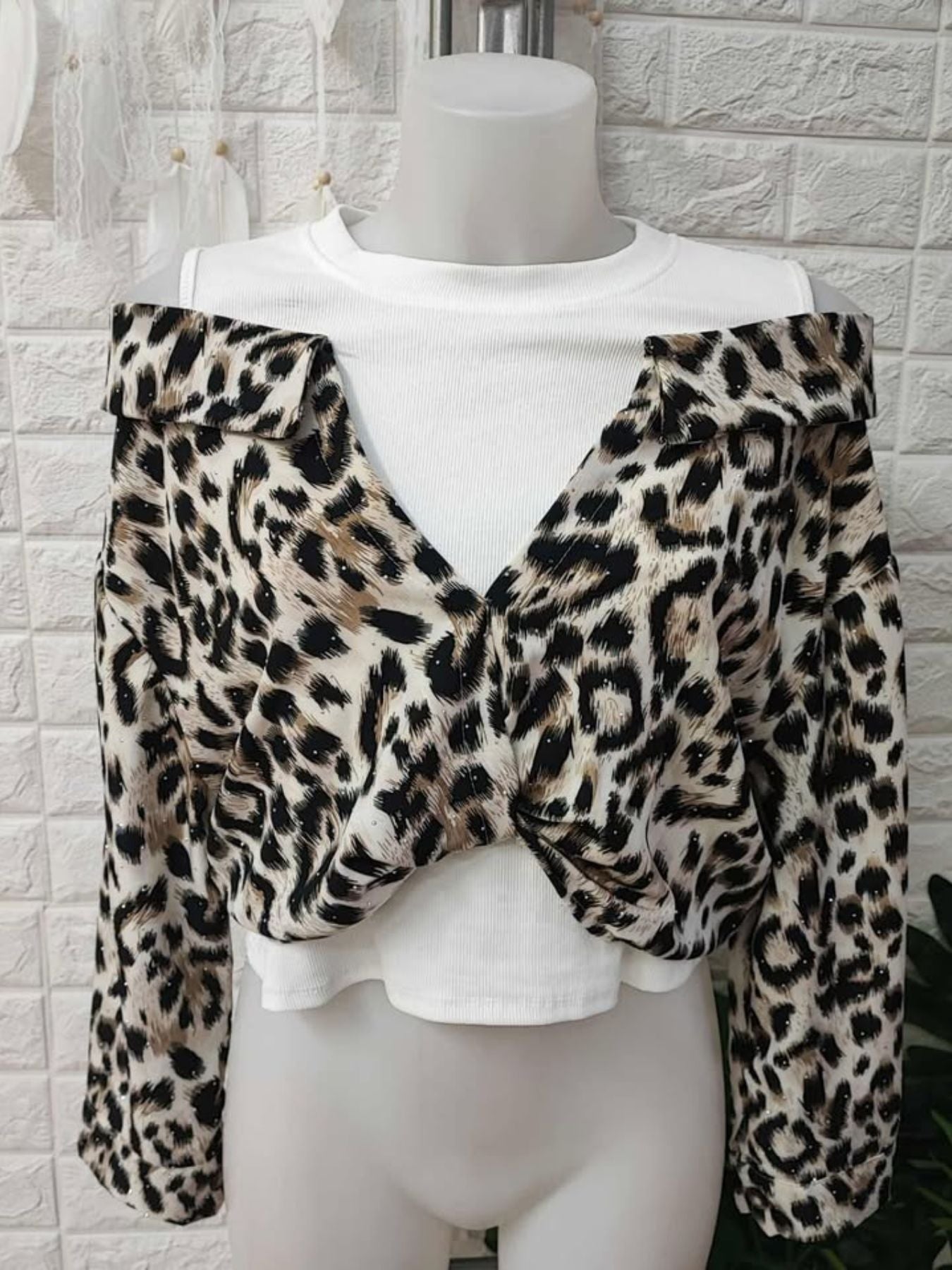 TOP DELIA