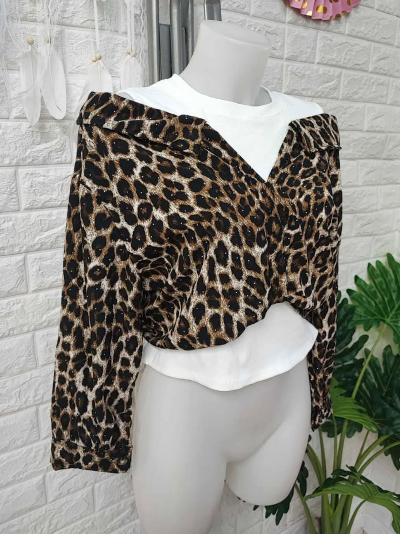 TOP DELIA