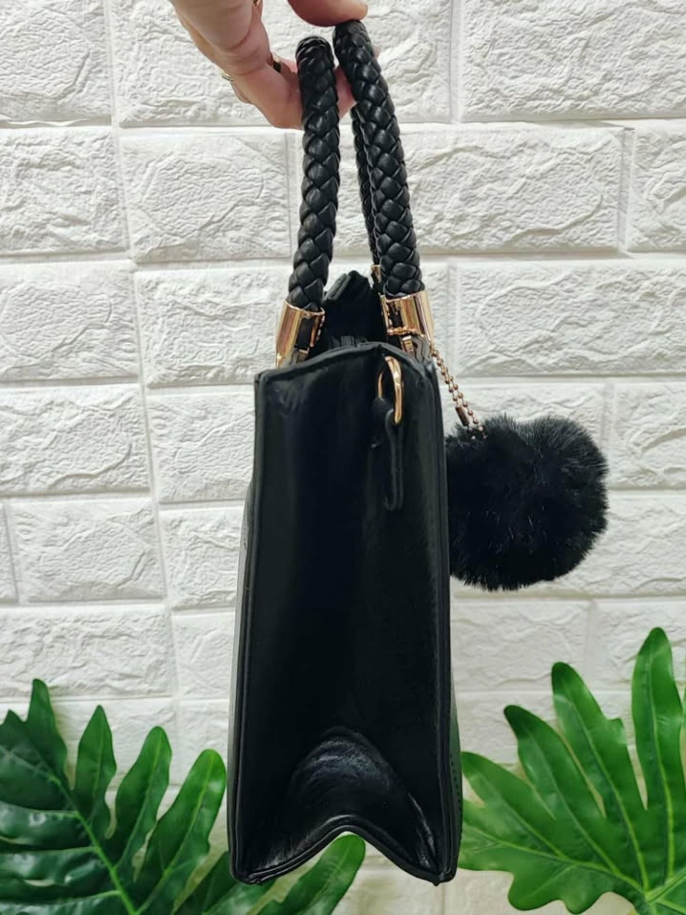 BOLSO POMPON