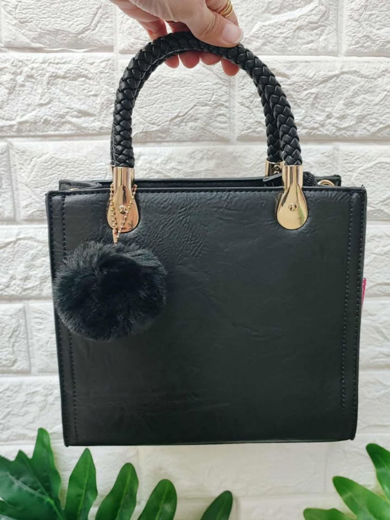 BOLSO POMPON