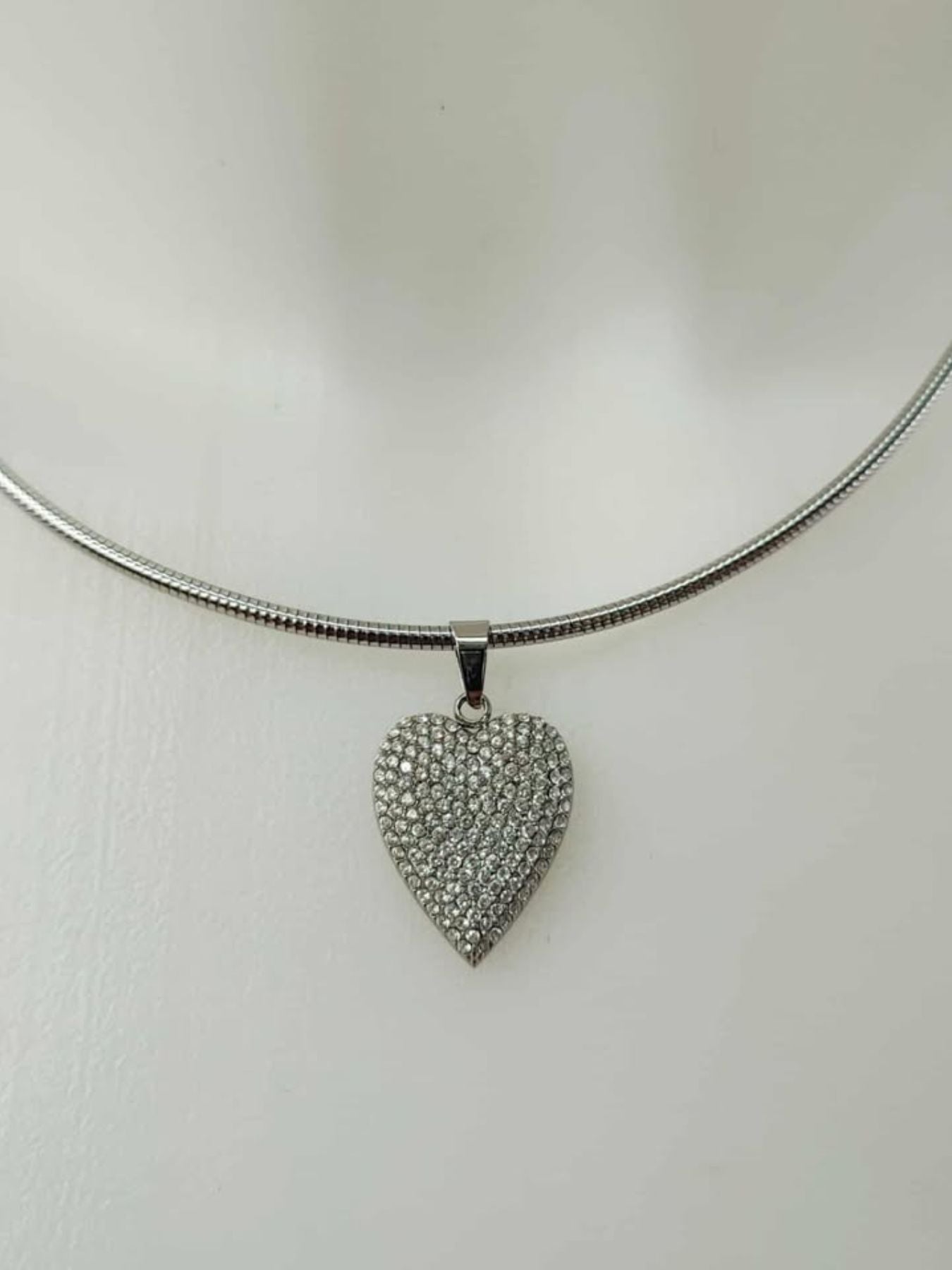 COLLAR CORAZON STRASS