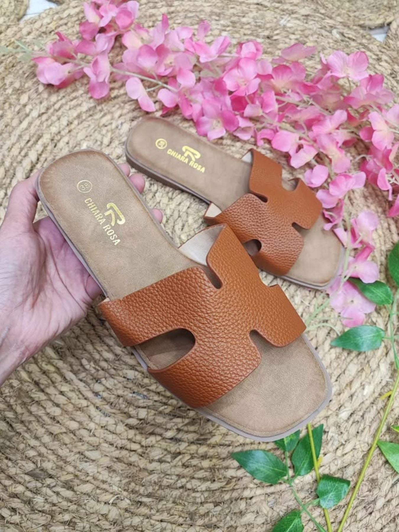 SANDALIA MARTINA - CAMEL