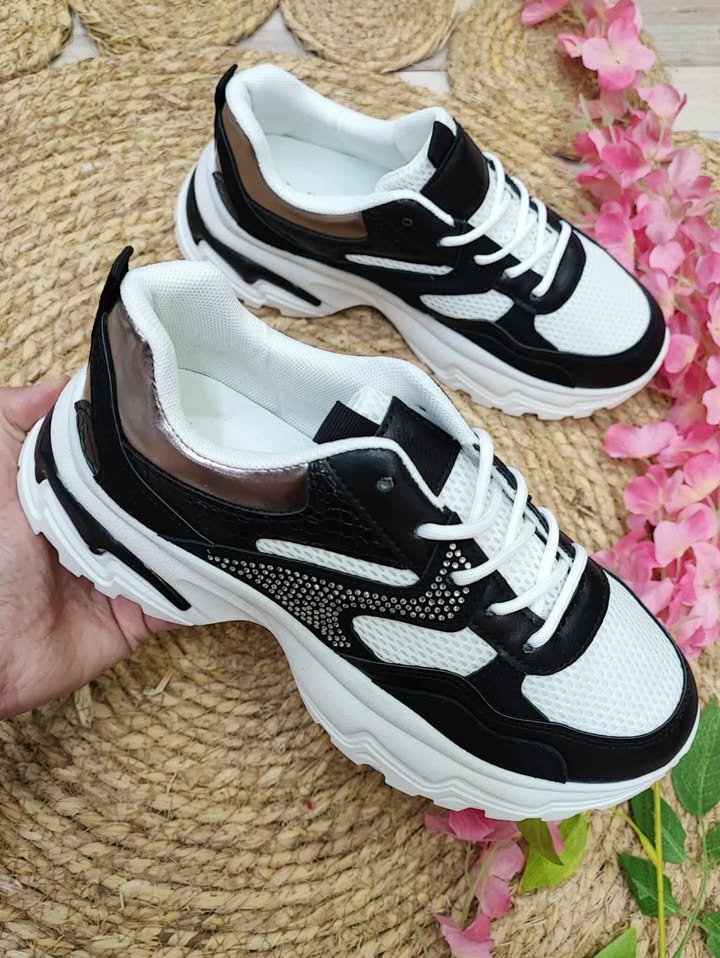 SNEAKER MADDY - NEGRO