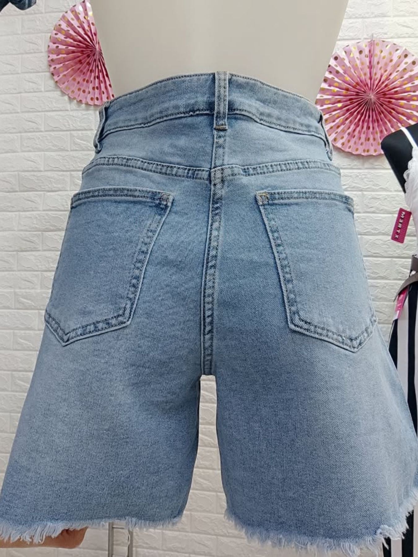 SHORT LUNAY