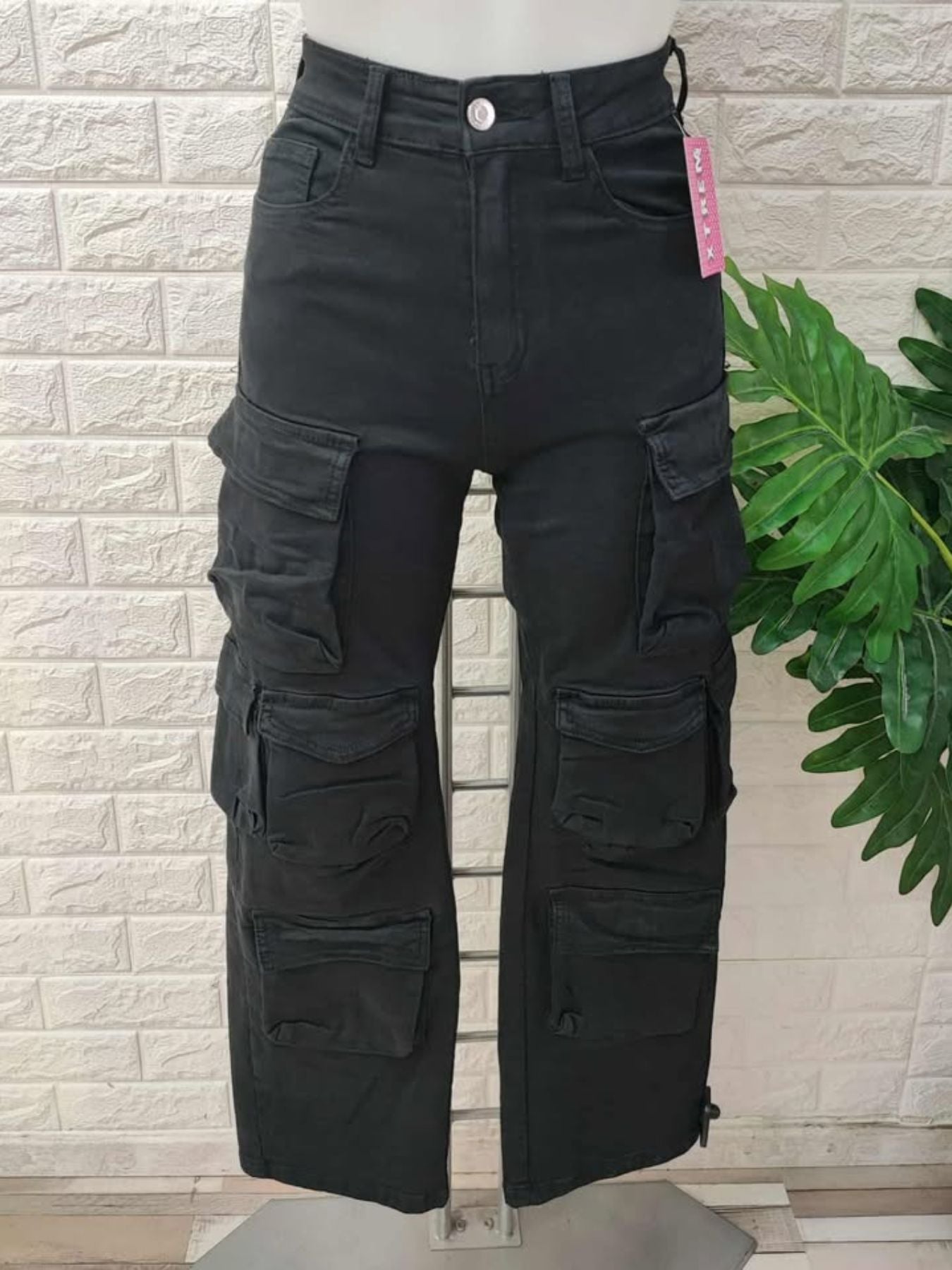 PANTALON DETROIT - NEGRO