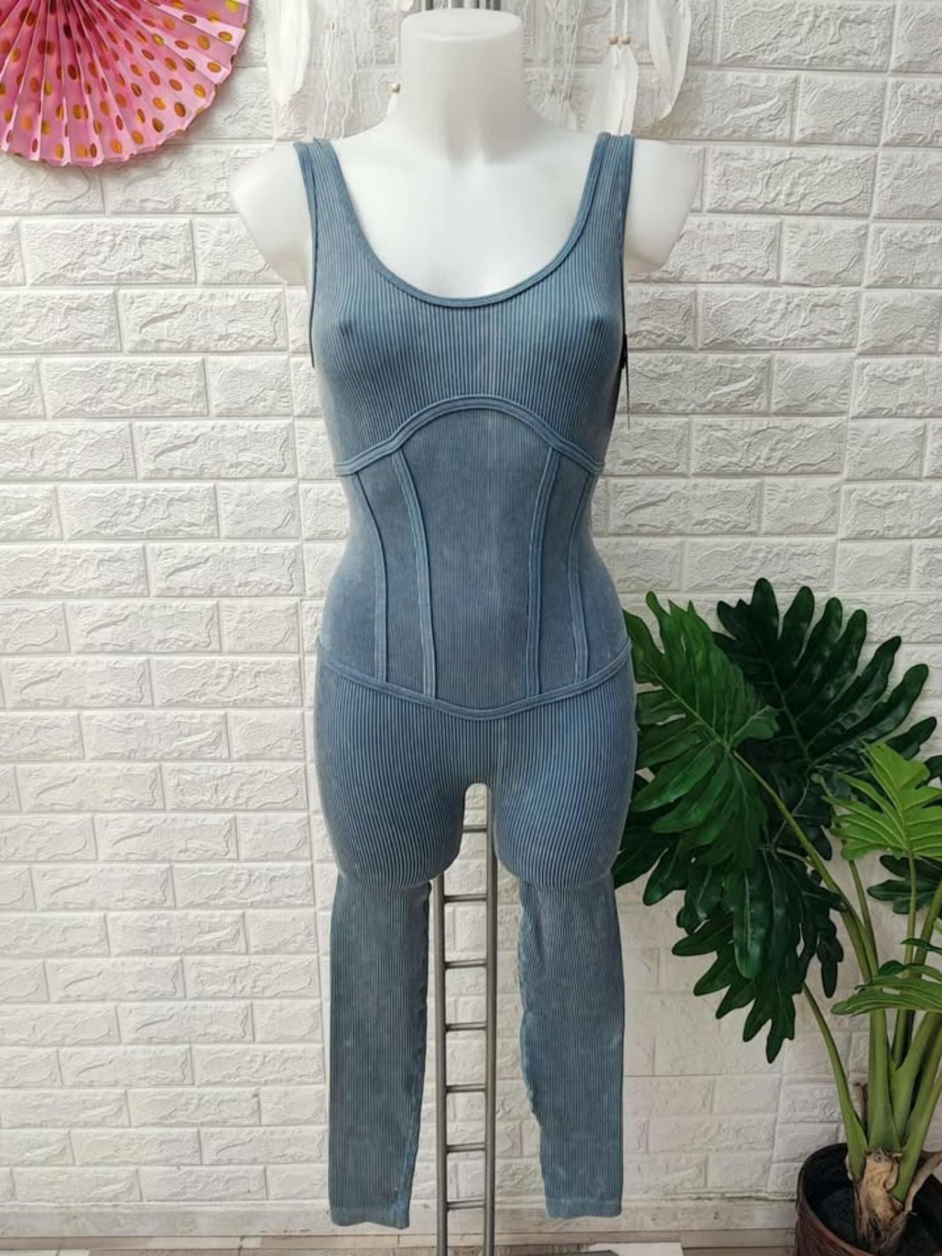 MONO ANABELLA