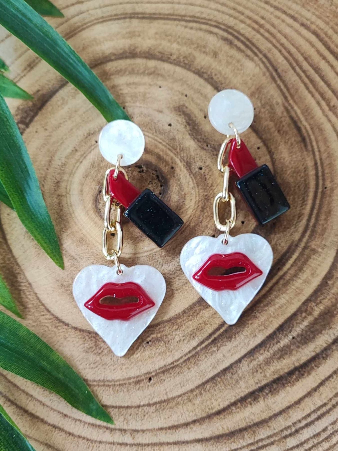 PENDIENTES LIPS