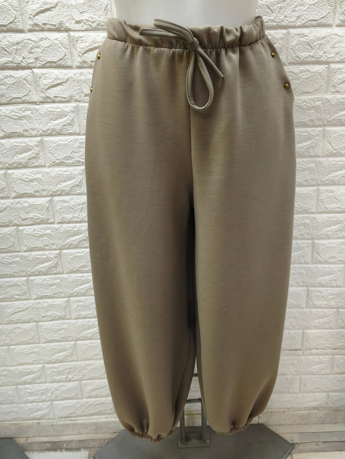 PANTALON SPORT TACHUELAS ref. 0269