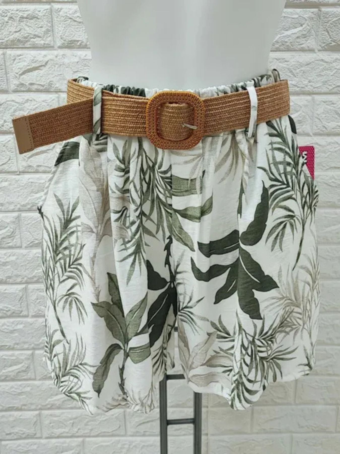 SHORT CARLA