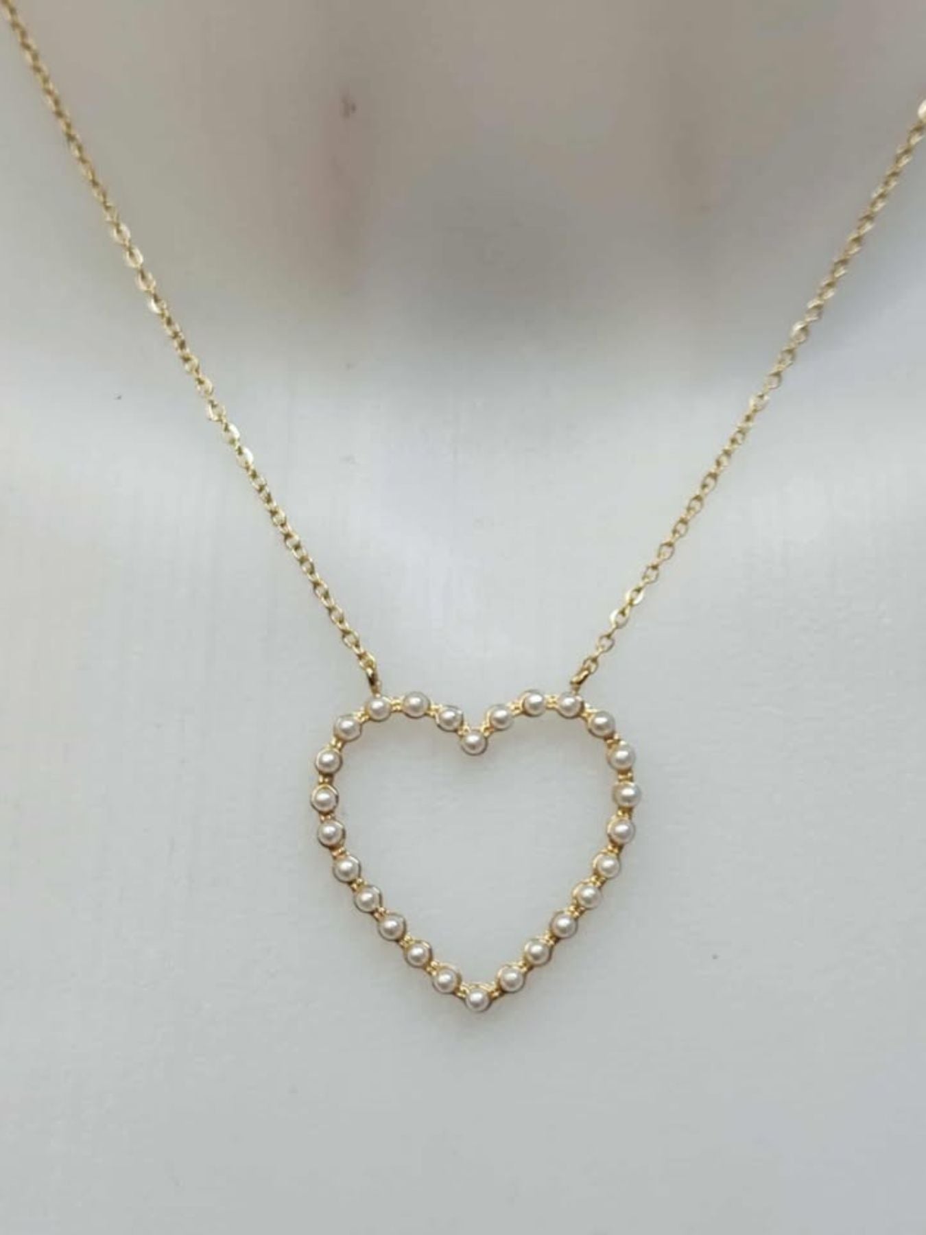 COLLAR CORAZON PERLAS - DORADO