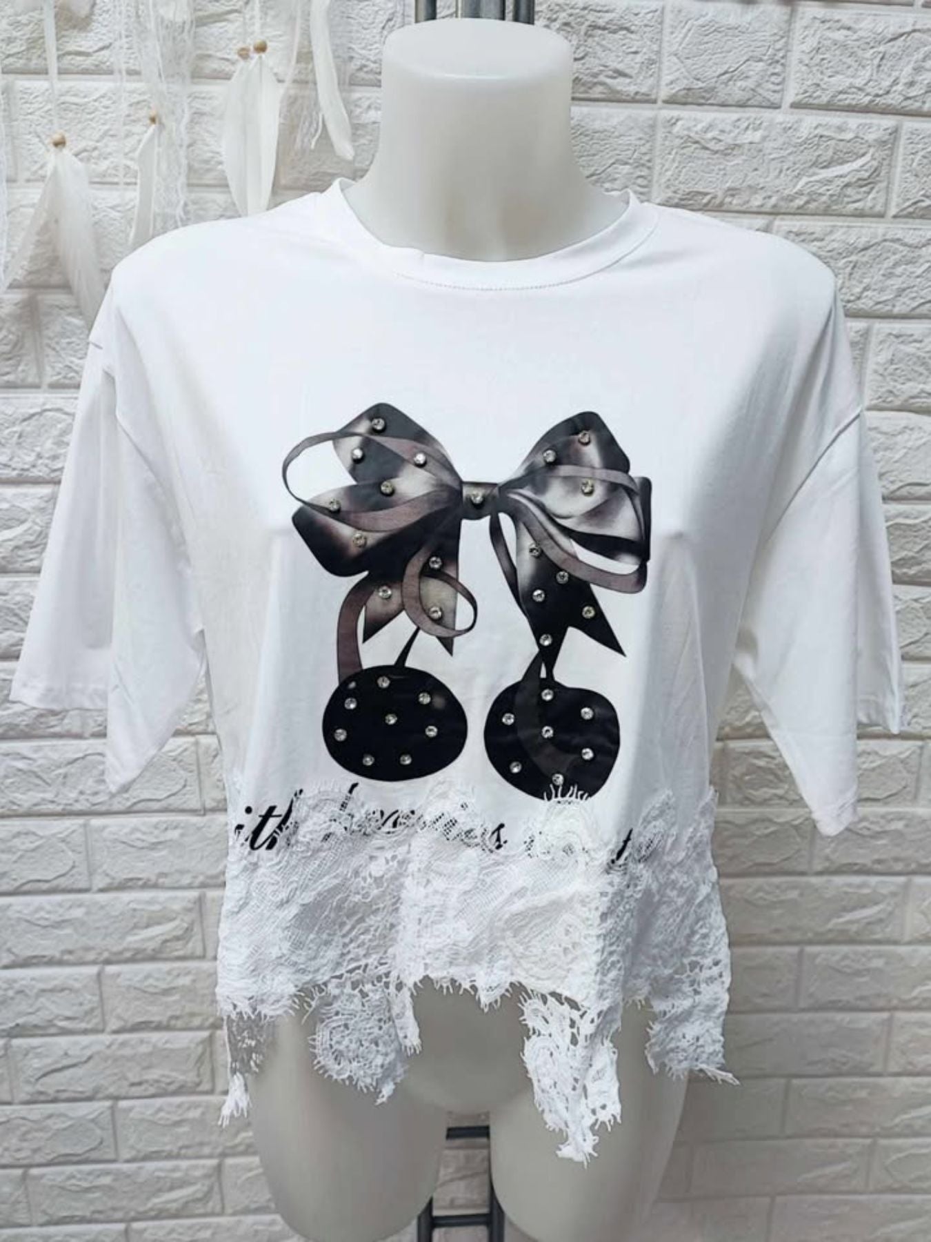 CAMISETA CHERRY BLACK