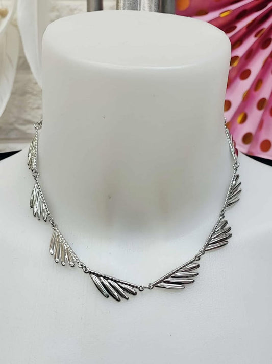 COLLAR HOJAS - PLATEADO