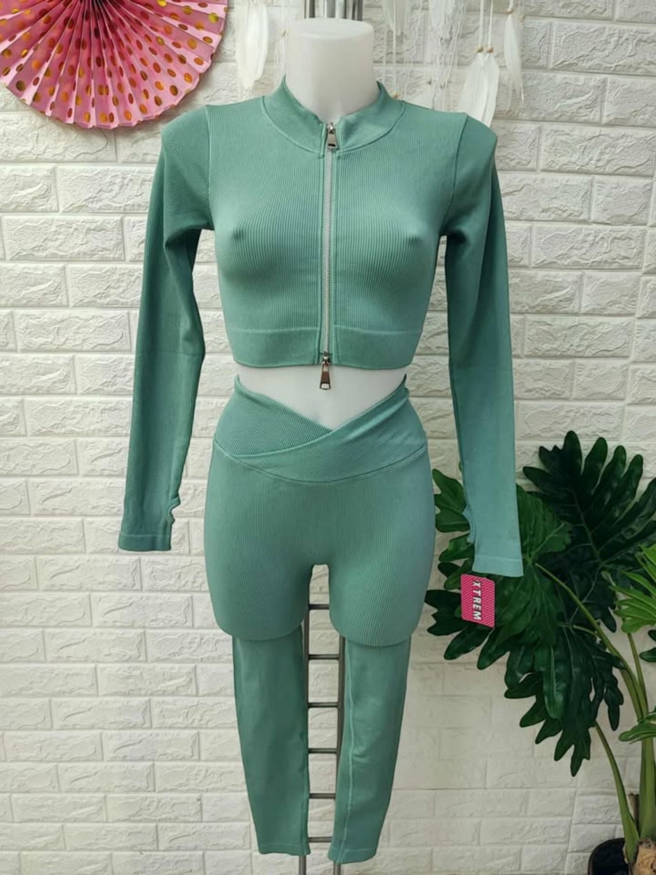 CONJUNTO LILIAN