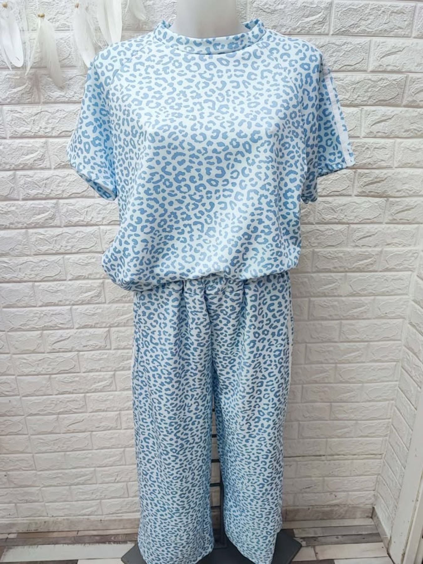 CONJUNTO JANETH