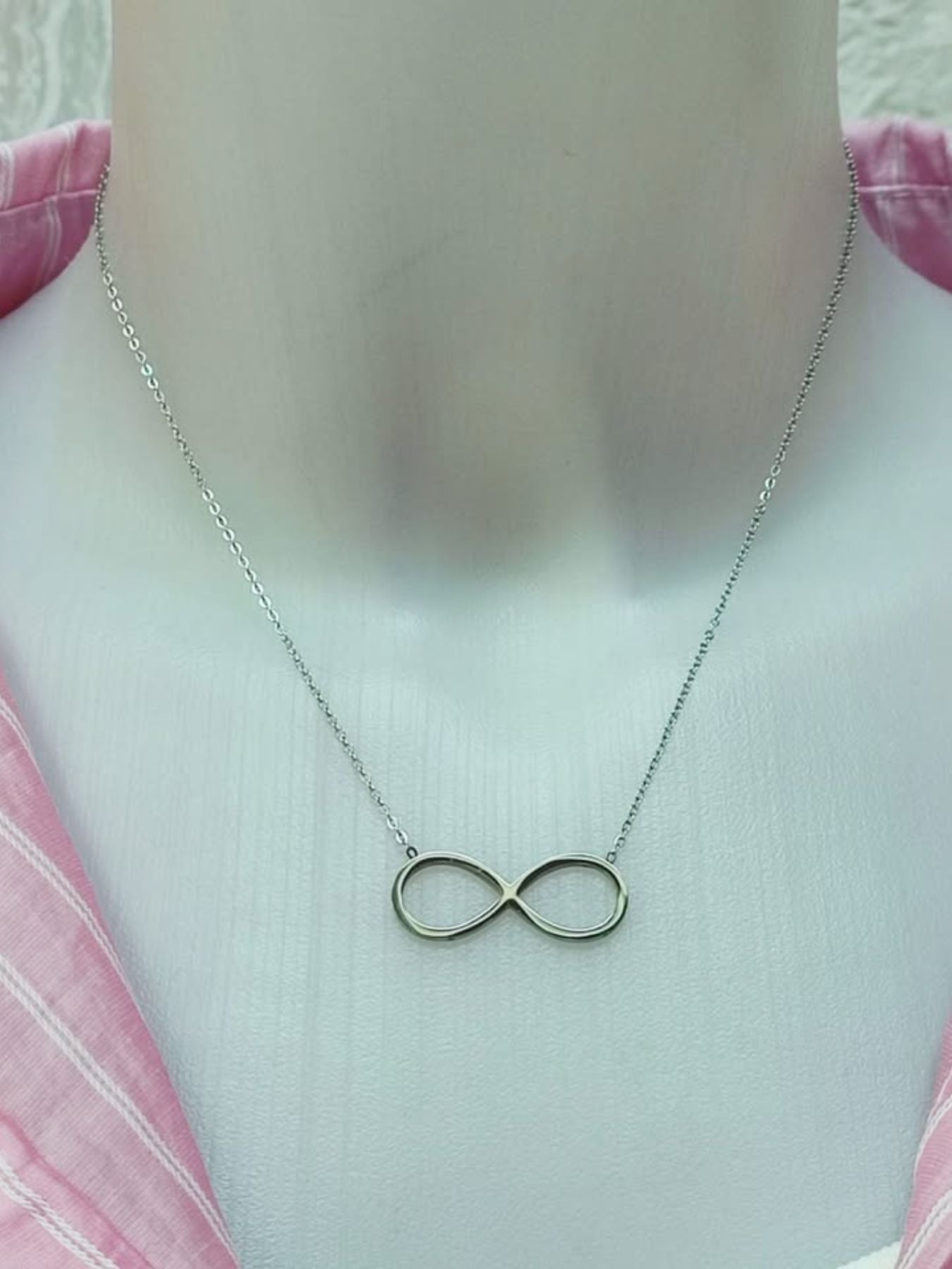 COLLAR INFINITO
