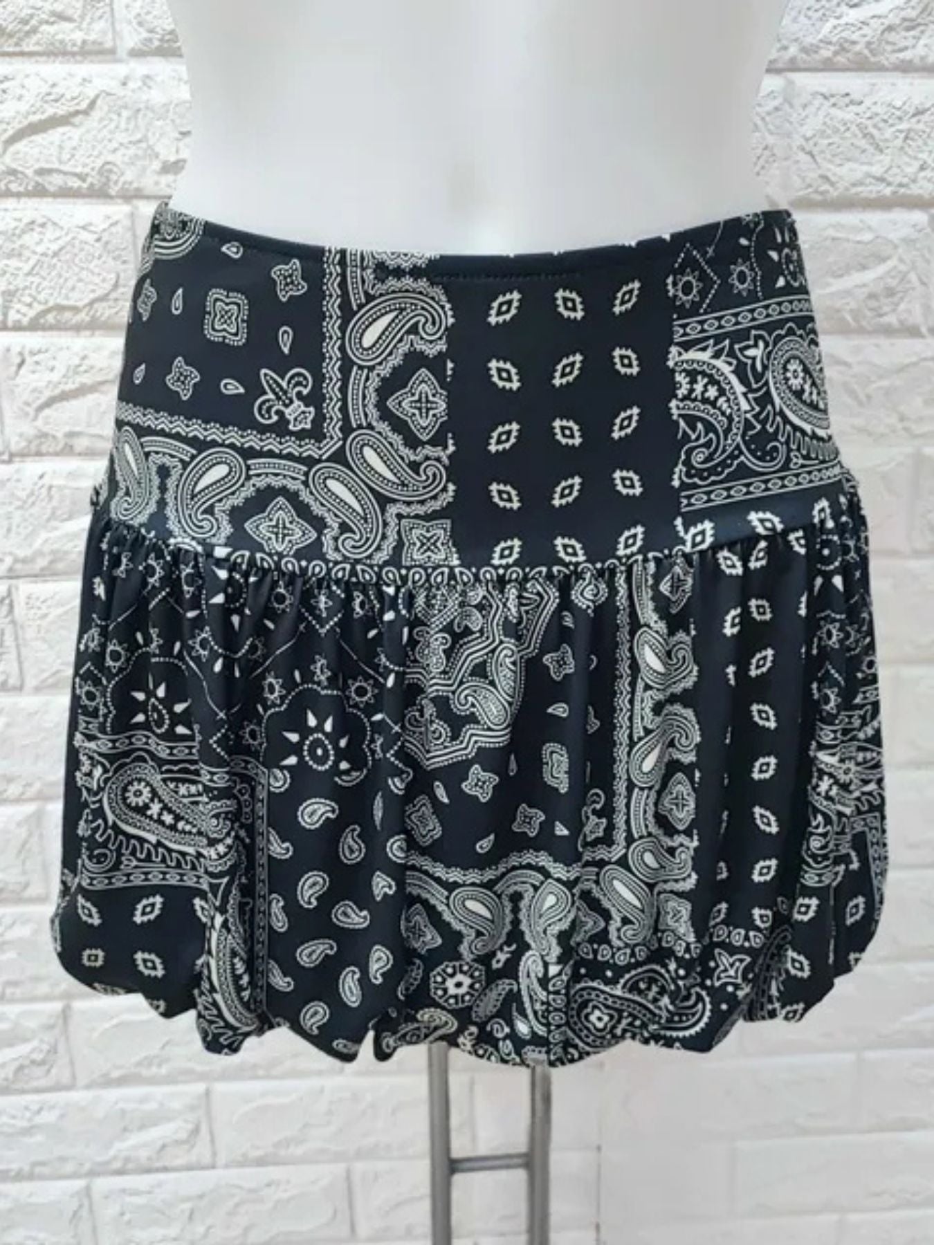FALDA BANDANA