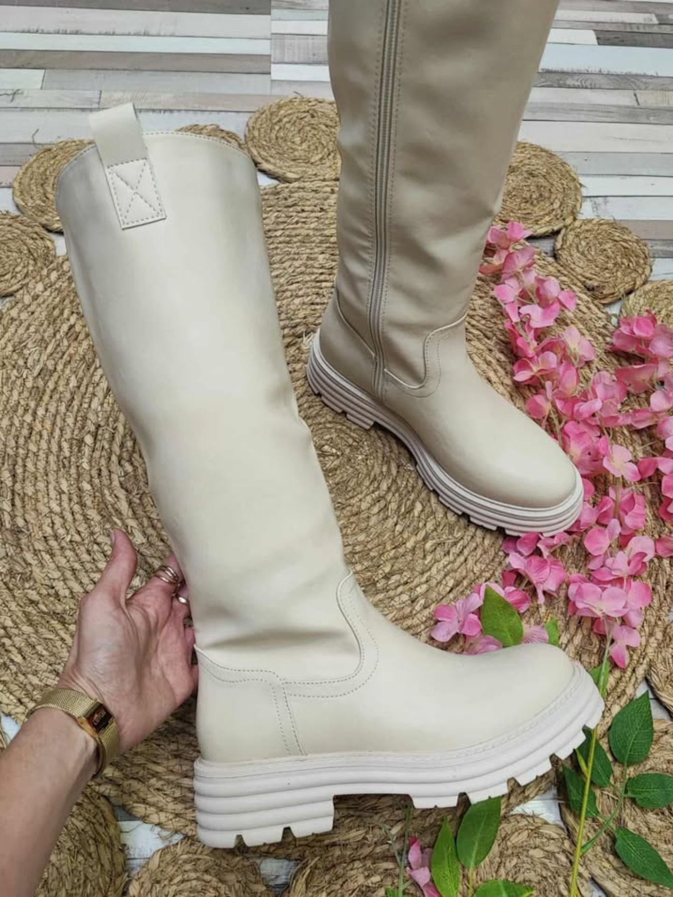 BOTA JANETH - BEIGE