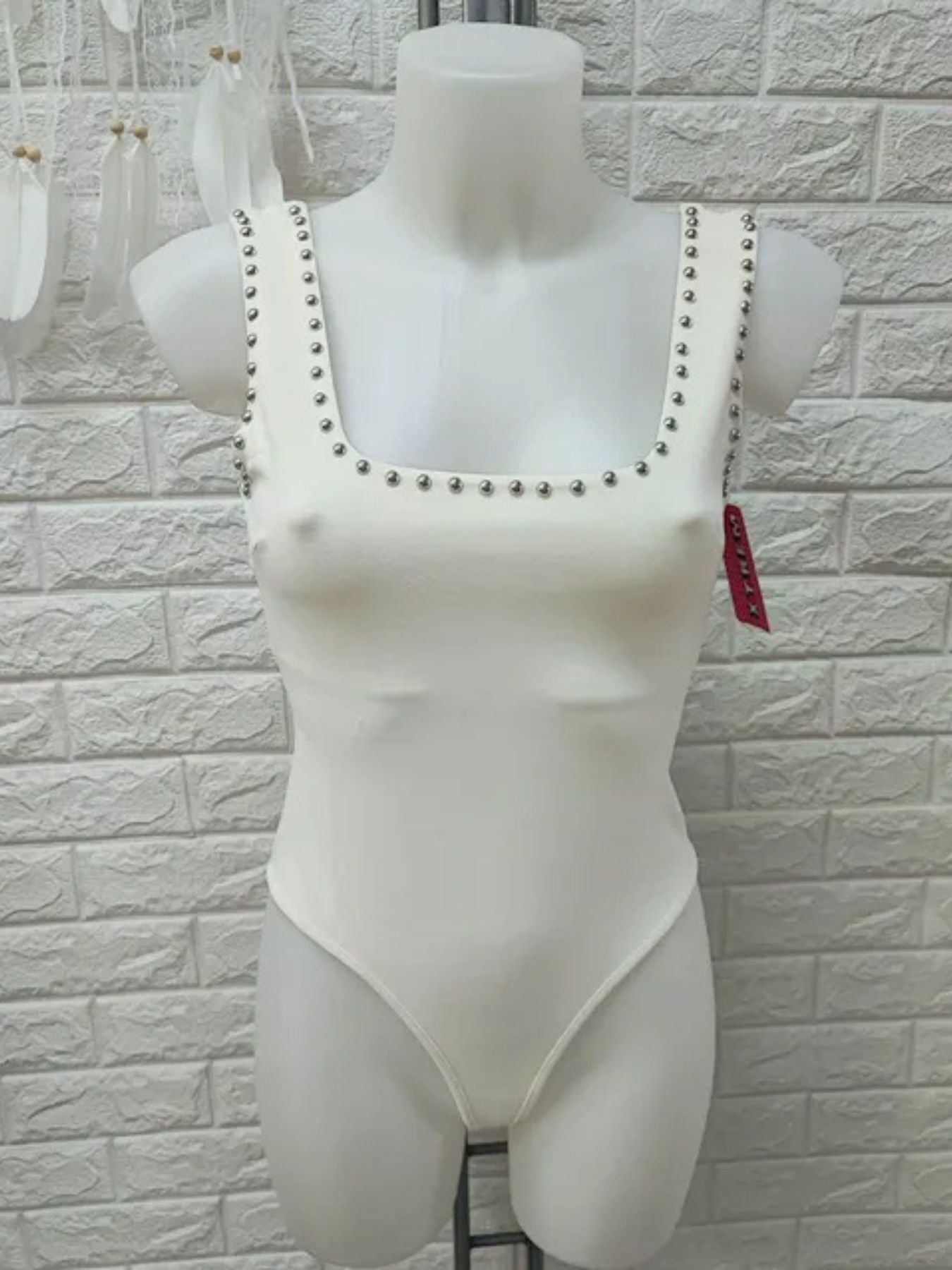BODY GISS
