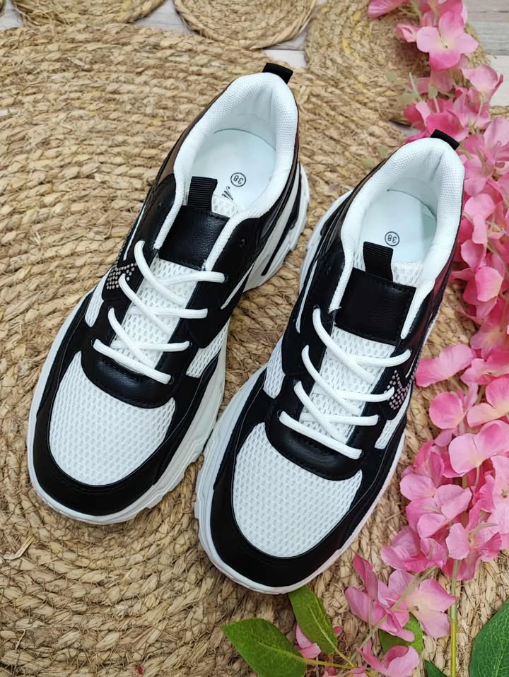 SNEAKER MADDY - NEGRO