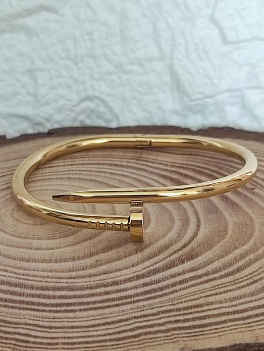 PULSERA CLAVO