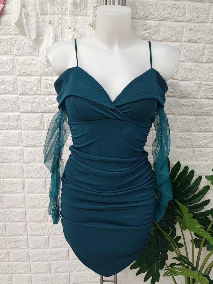 VESTIDO KAT