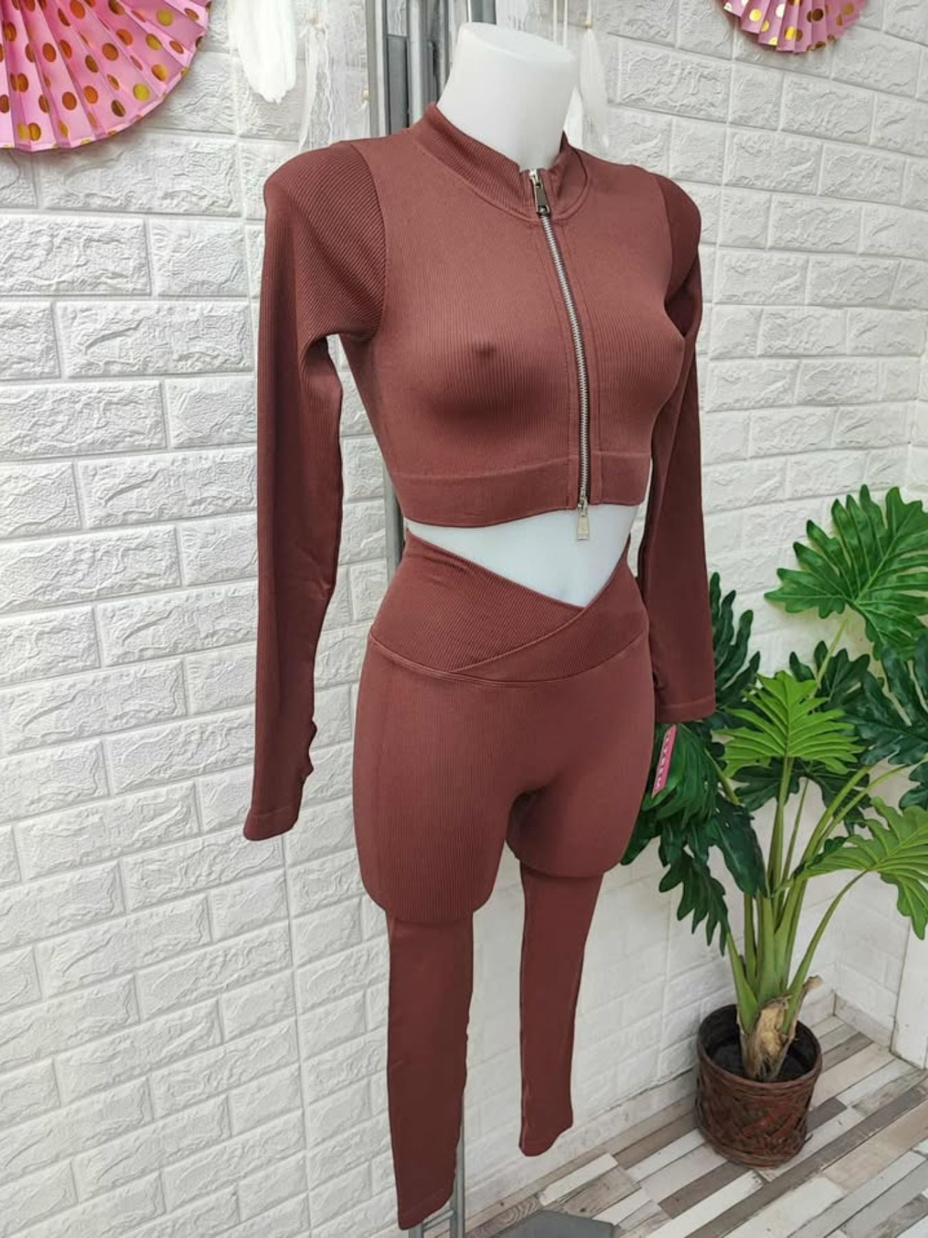 CONJUNTO LILIAN
