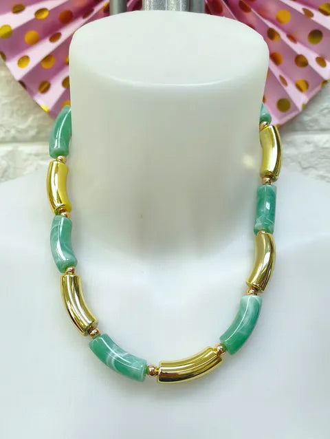 COLLAR TURQUESA