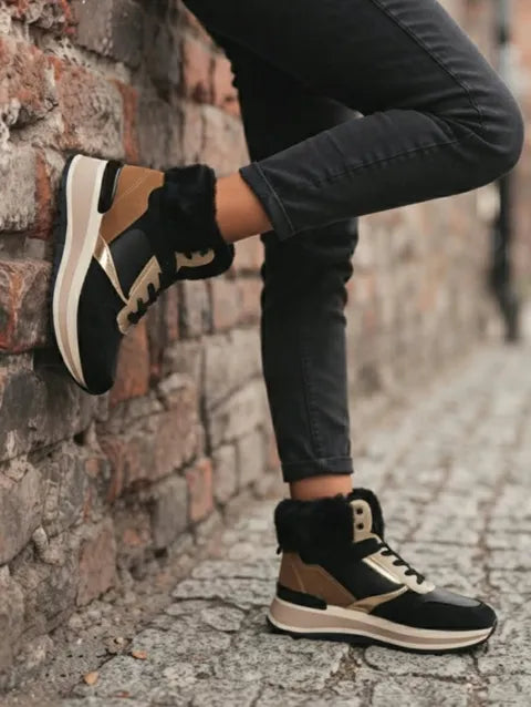 SNEAKER ALASKA