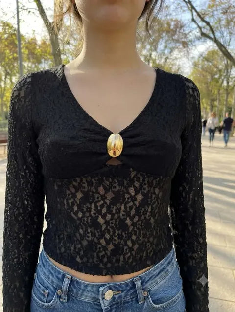 TOP ENCAJE DETALLE DORADO ref. 086