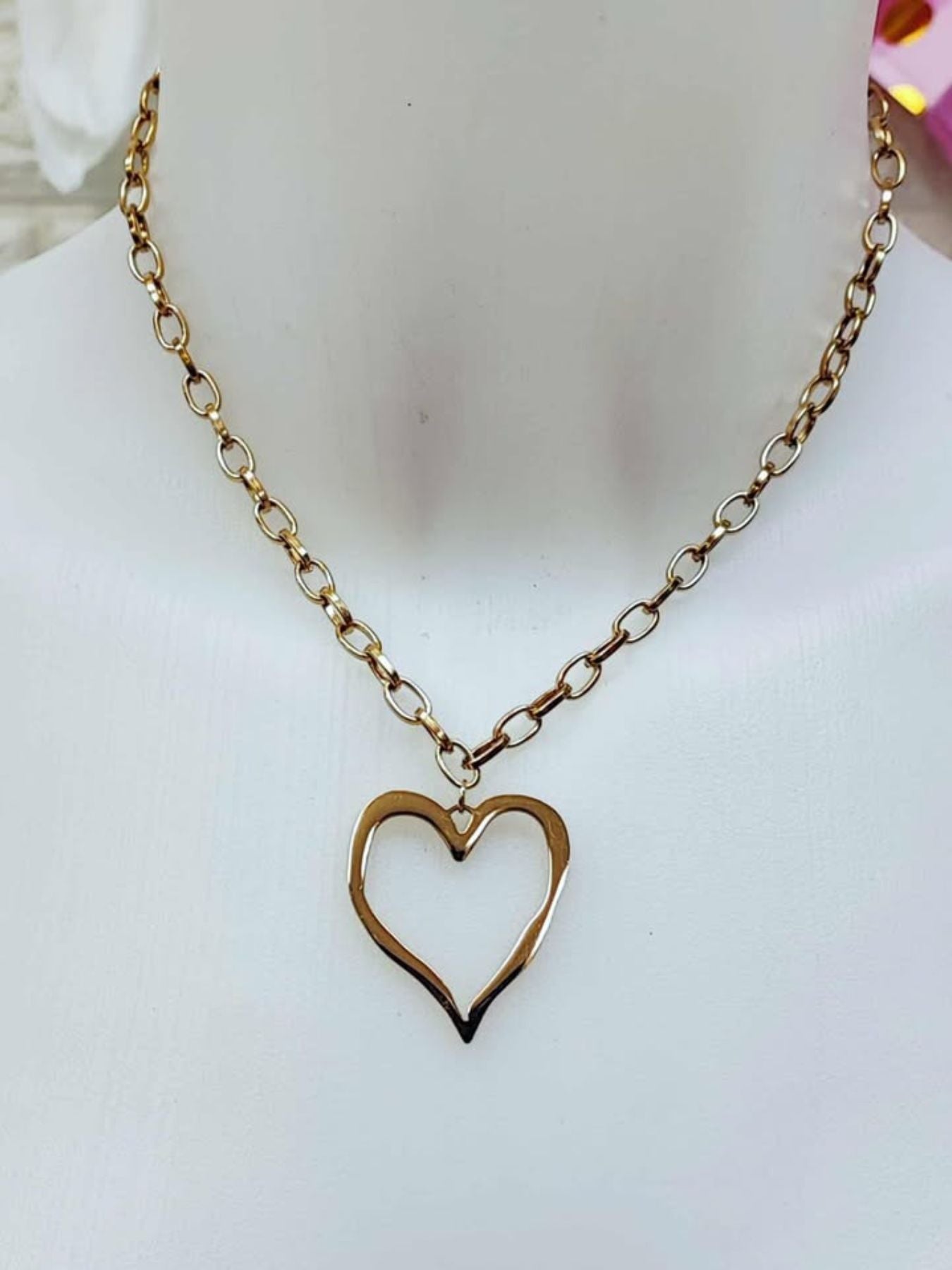COLLAR BONY