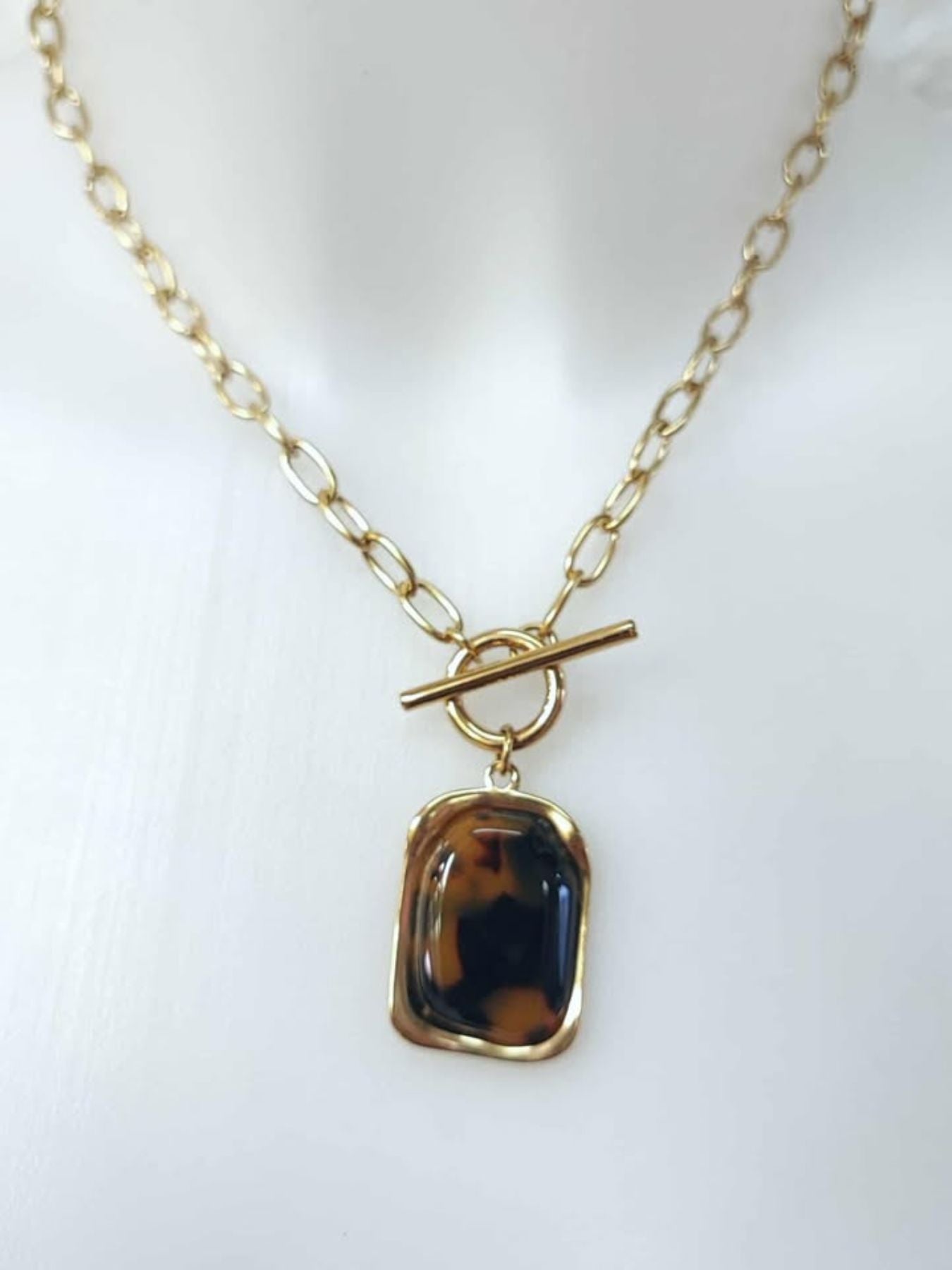 COLLAR LINAYS