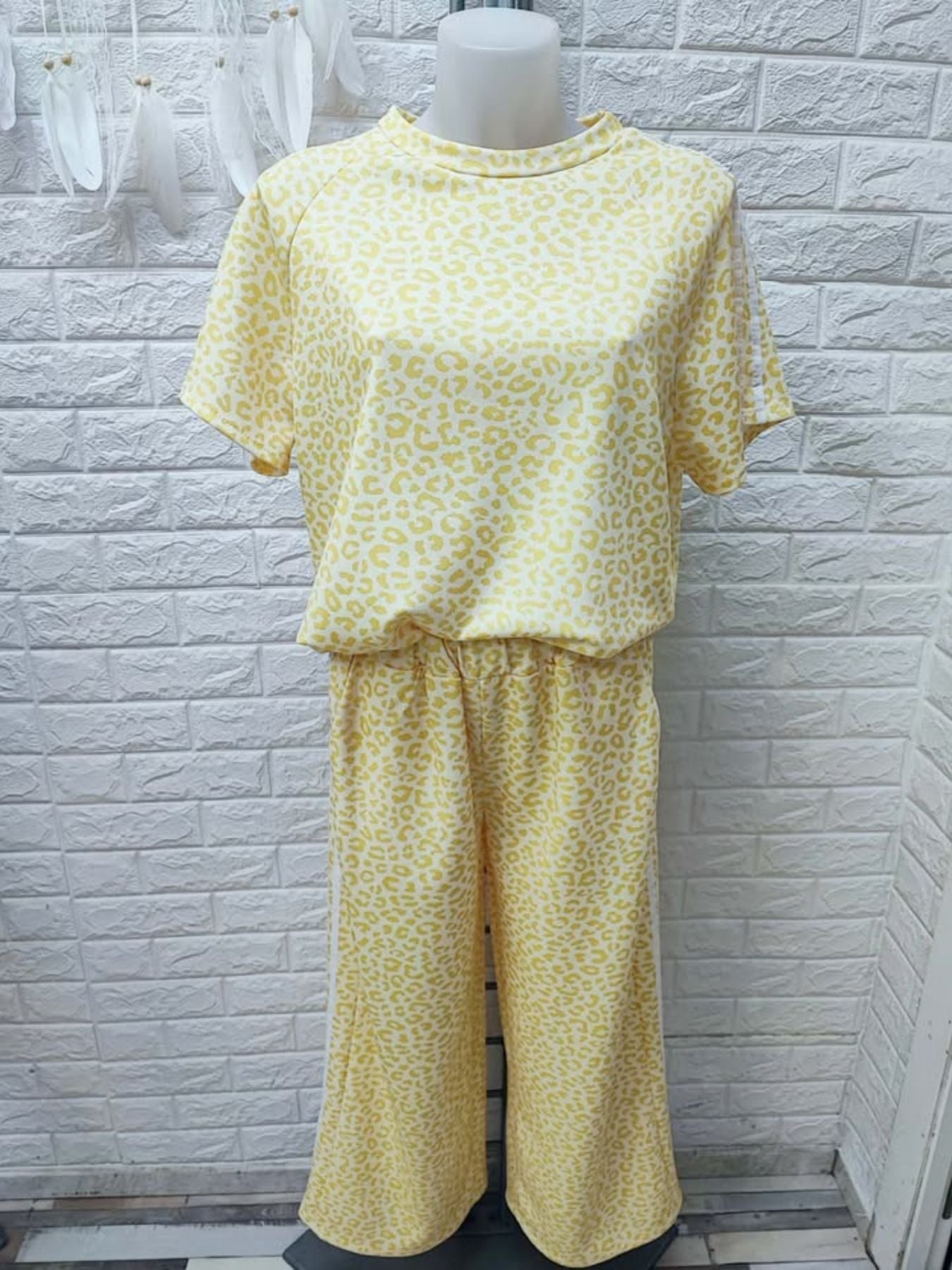 CONJUNTO JANETH
