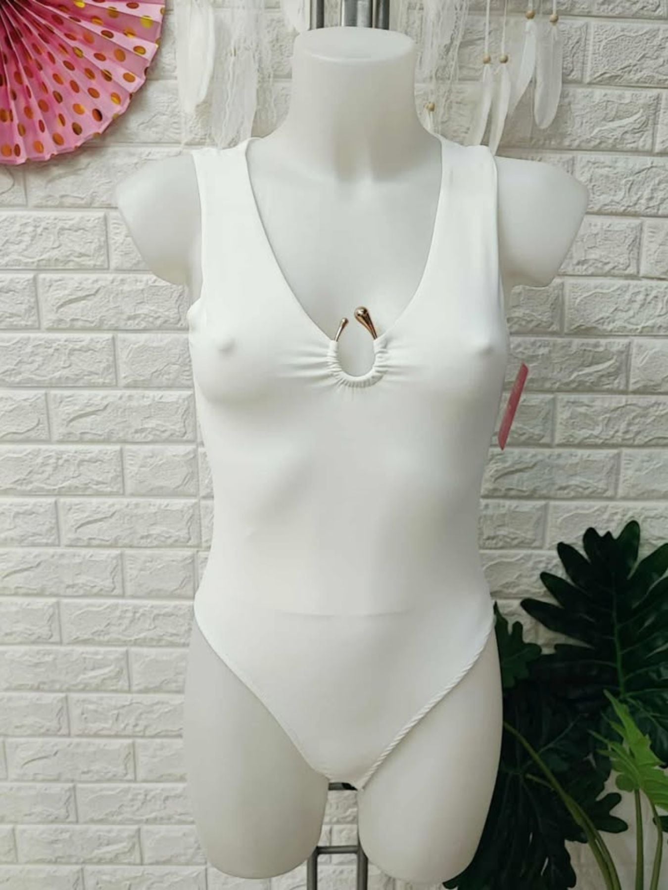 BODY RANIA