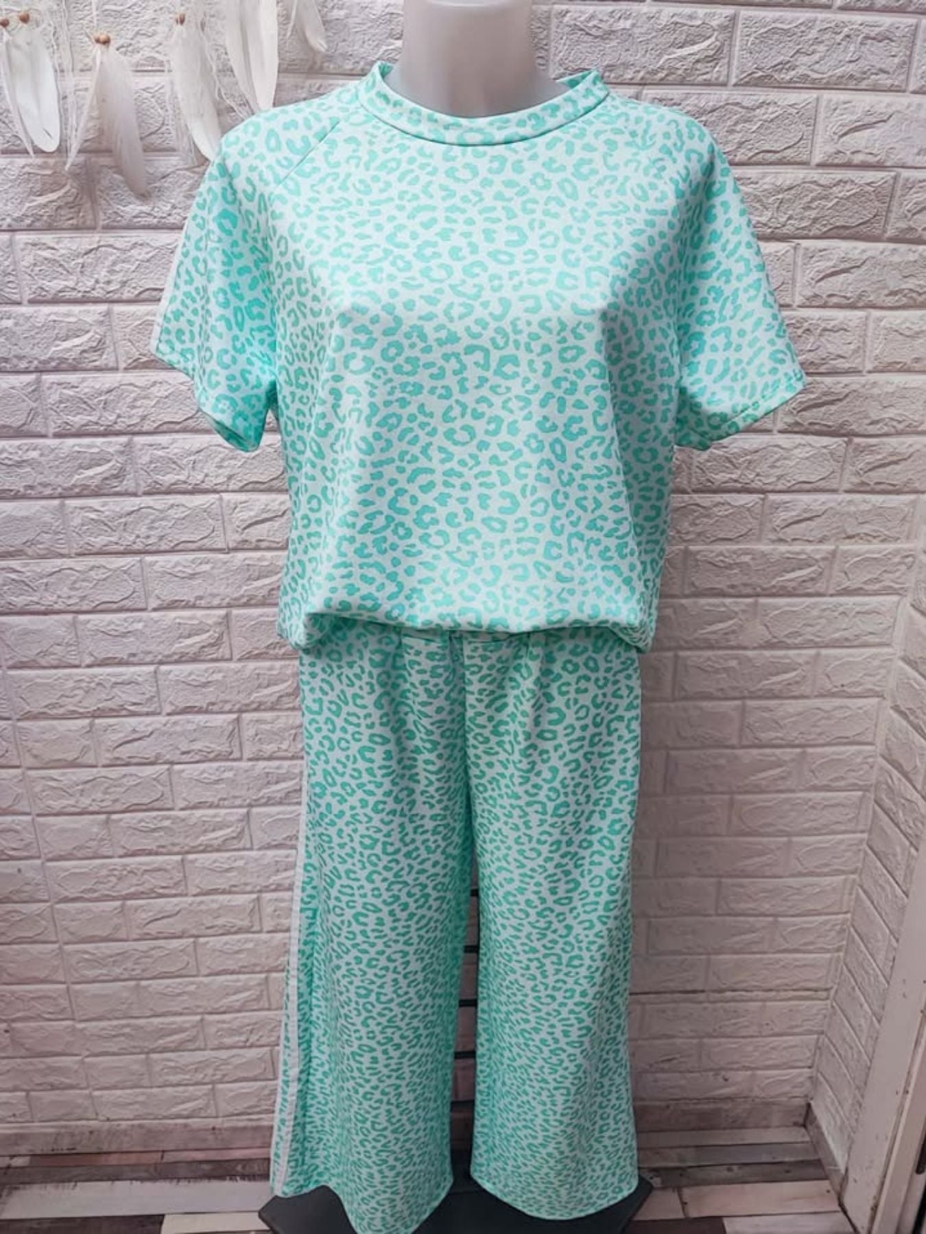 CONJUNTO JANETH